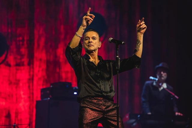 Who is Dave Gahan’s wife? Is he Still Married?